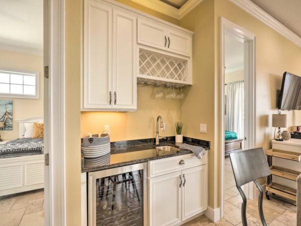 Seven Bedroom Walk to Beach Vacation Pool Home in Palm Coast