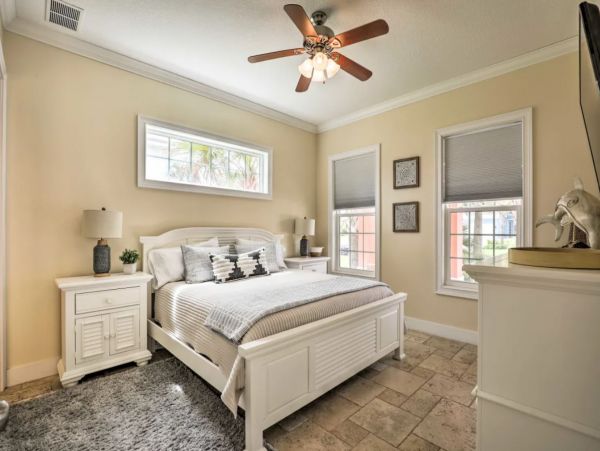 Seven Bedroom Walk to Beach Vacation Pool Home in Palm Coast