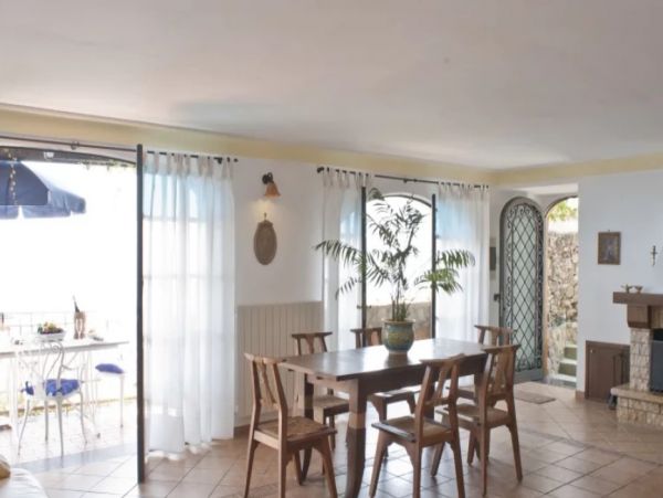 Oceanfront Positano Vacation Pool Home Six Bedroom