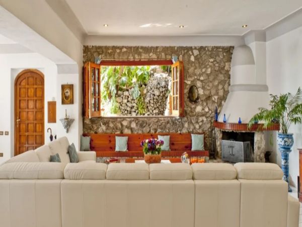 Oceanfront Positano Vacation Pool Home Six Bedroom