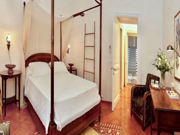 Elegant Vacation Villa in Positano with Amazing Views