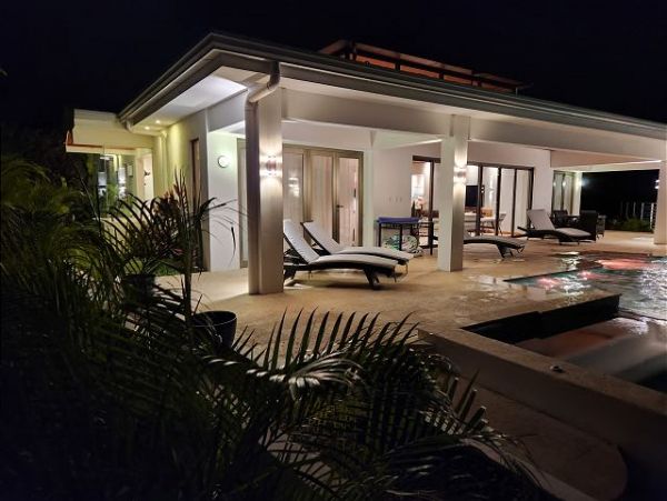 Playa Hermosa Vacation Home Two Bedroom Walk to Beach