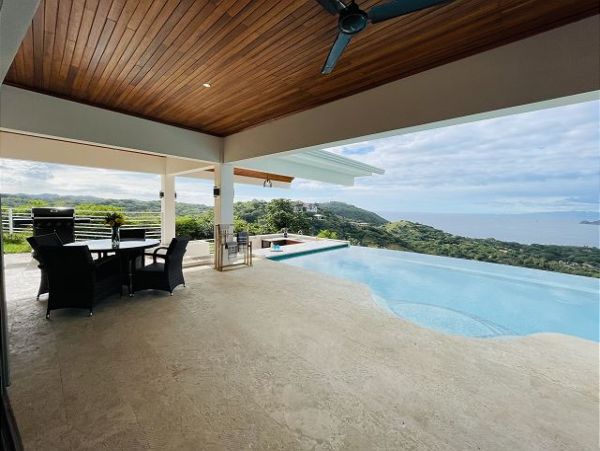 Playa Hermosa Vacation Home Two Bedroom Walk to Beach