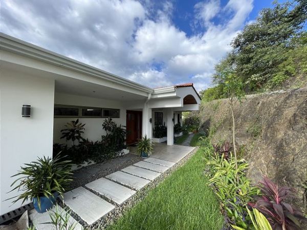 Playa Hermosa Vacation Home Two Bedroom Walk to Beach
