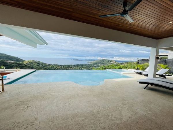 Playa Hermosa Vacation Home Two Bedroom Walk to Beach
