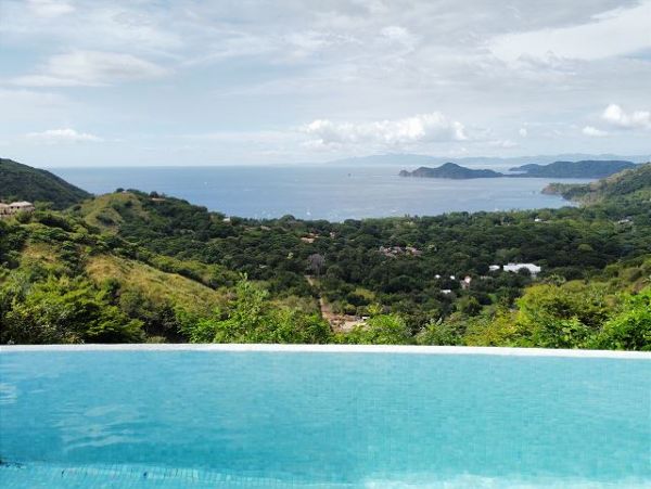 Playa Hermosa Vacation Home Two Bedroom Walk to Beach