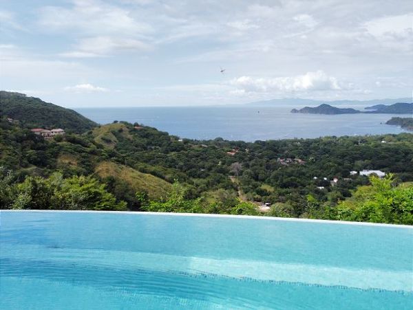 Playa Hermosa Vacation Home Two Bedroom Walk to Beach