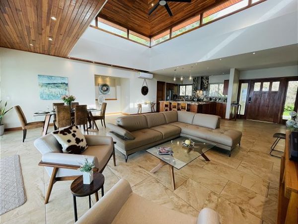 Playa Hermosa Vacation Home Two Bedroom Walk to Beach