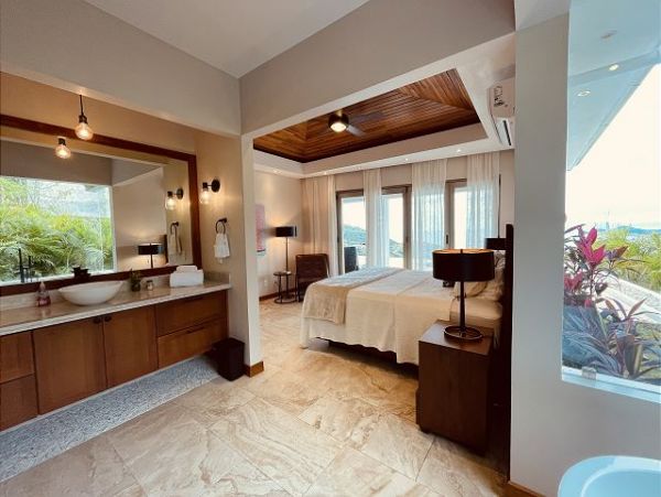 Playa Hermosa Vacation Home Two Bedroom Walk to Beach