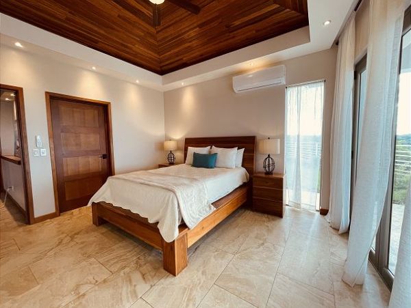 Playa Hermosa Vacation Home Two Bedroom Walk to Beach