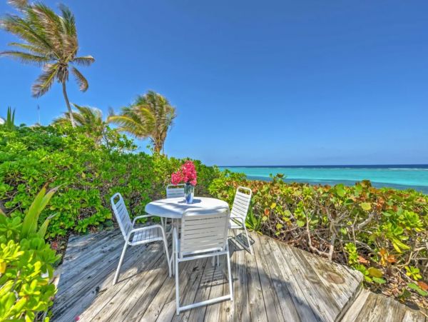 Grand Cayman Beach Cottage Private Beach Sleeps 10