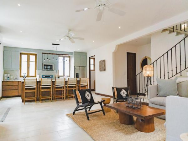Four Bedroom Home with Ocean Views