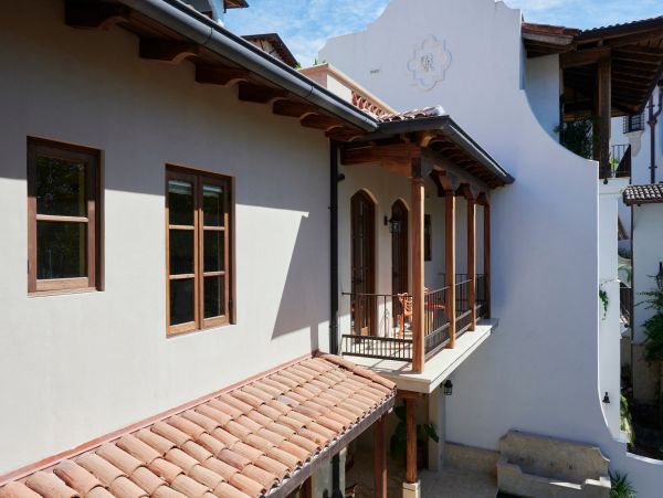 Oceanfront 4 Bedroom Home Steps from the Beach