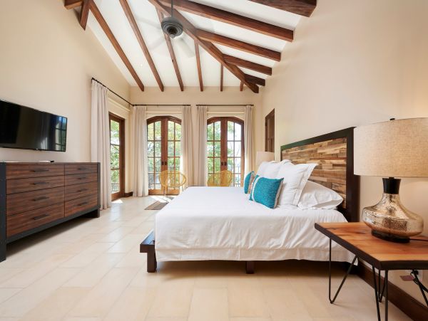 Oceanfront 4 Bedroom Home Steps from the Beach