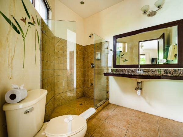 Tamarindo 4 Bedroom Home with Pool Sleeps 10