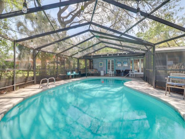 Jacksonville Beach Lovely Vacation Pool Home 4 Bedrooms