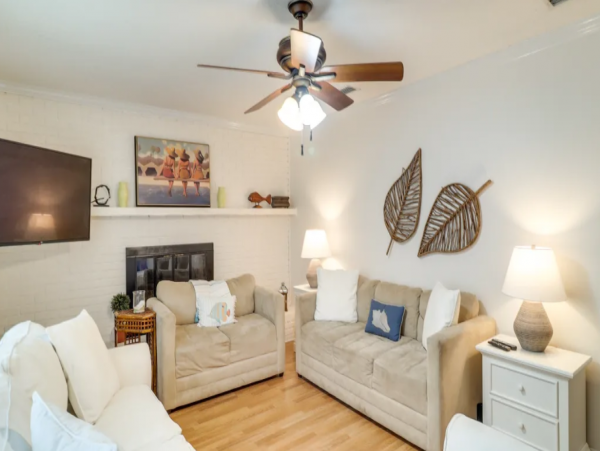 Jacksonville Beach Lovely Vacation Pool Home 4 Bedrooms