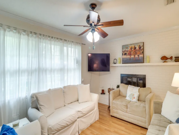 Jacksonville Beach Lovely Vacation Pool Home 4 Bedrooms