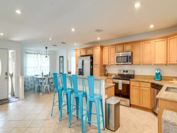 Jacksonville Beach Lovely Vacation Pool Home 4 Bedrooms