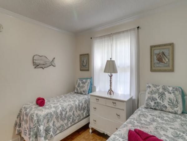 Jacksonville Beach Lovely Vacation Pool Home 4 Bedrooms