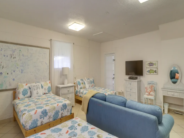 Jacksonville Beach Lovely Vacation Pool Home 4 Bedrooms