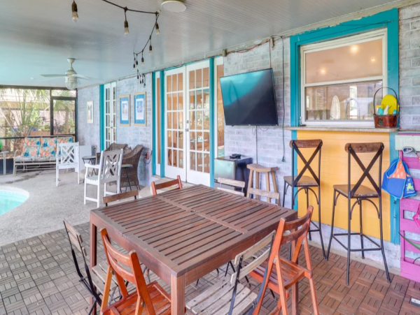 Jacksonville Beach Lovely Vacation Pool Home 4 Bedrooms