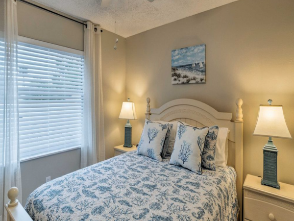Sarasota Vacation Rental with 3 Bedrooms & Pool