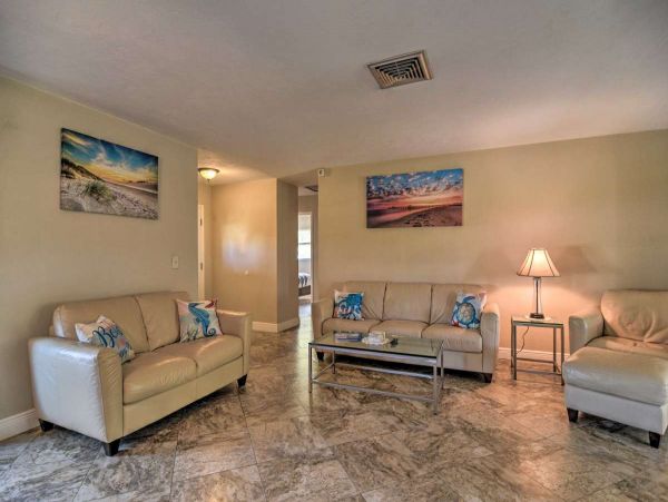 Coastal Home in Sarasota with Two Bedrooms Sleeps Six Guests
