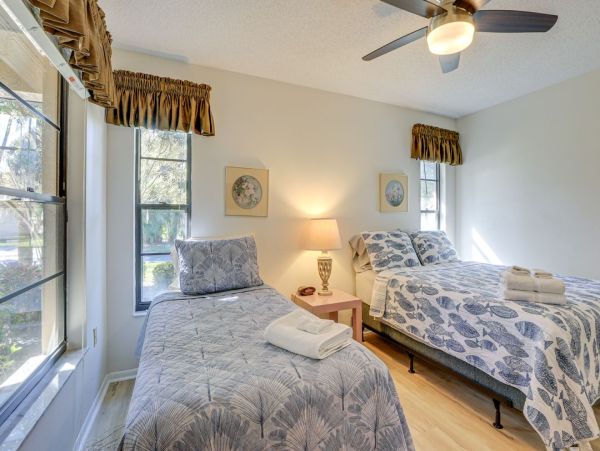 Two Bedroom Sarasota Vacation Rental Condo