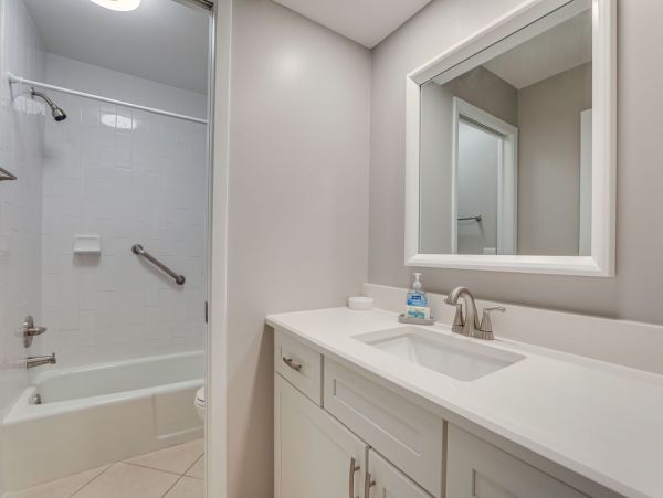 Two Bedroom Sarasota Vacation Rental Condo