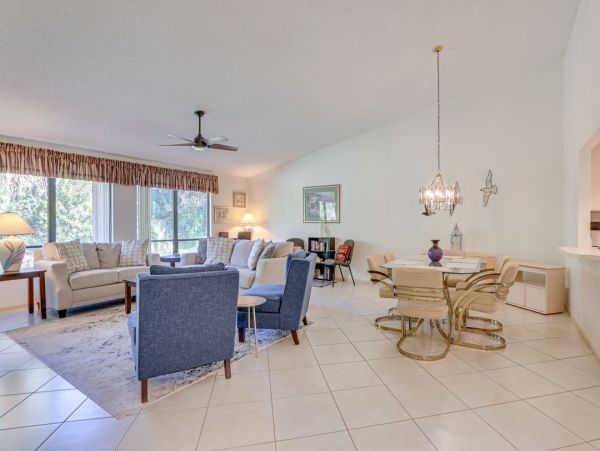 Two Bedroom Sarasota Vacation Rental Condo