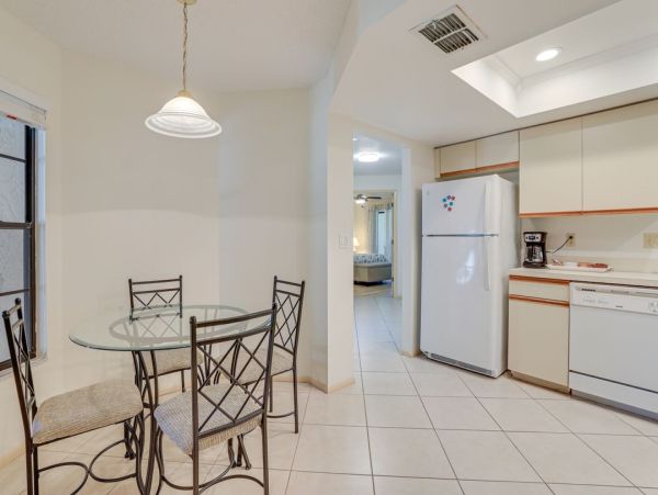 Two Bedroom Sarasota Vacation Rental Condo