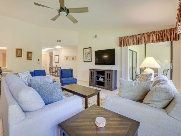 Two Bedroom Sarasota Vacation Rental Condo
