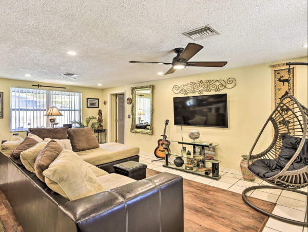 Nokomis Charming Vacation Home 2.5 Miles Beach Access