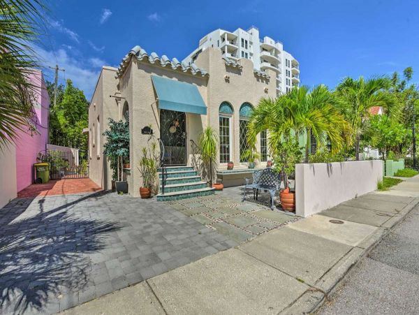 Sarasota Vacation Home Two Bedrooms