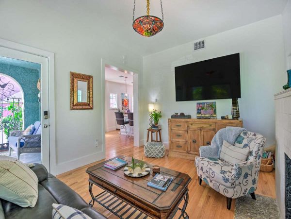 Sarasota Vacation Home Two Bedrooms