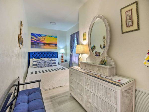 Sarasota Vacation Home Two Bedrooms