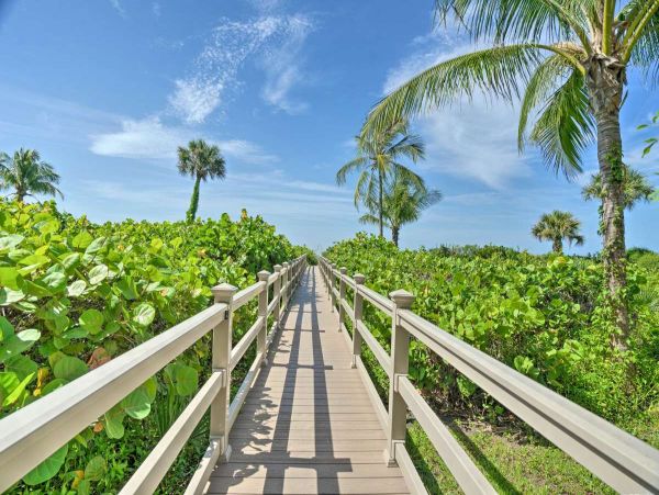 Experience Island Paradise in this Sanibel Vacation Condo