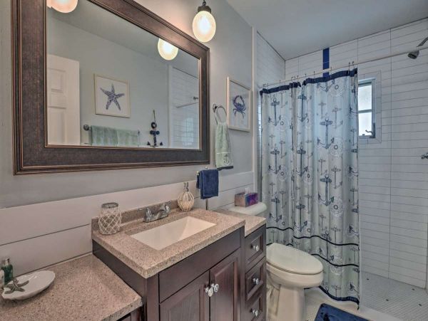 Two Bedroom Bay View Vacation Rental with Dock in Nokomis