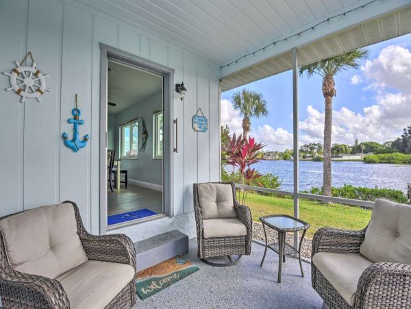 Two Bedroom Bay View Vacation Rental with Dock in Nokomis