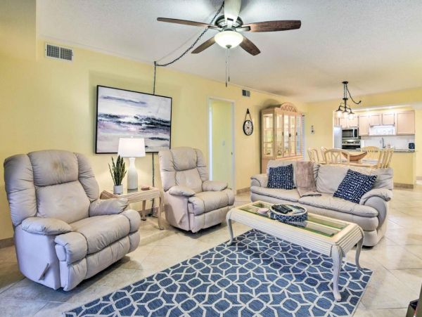 Siesta Key Condo Near Beach With Bay Views And Pool