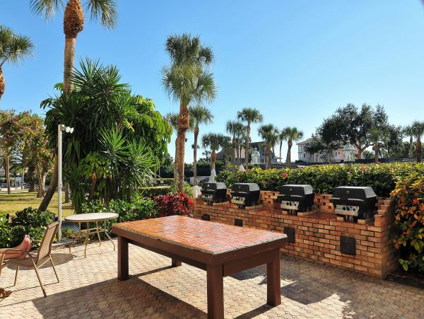 Siesta Key Condo Near Beach With Bay Views And Pool