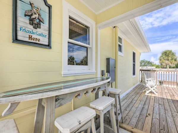 Siesta Key Vacation Home Two Bedroom Walk to Beach
