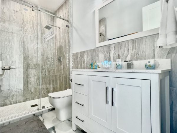 Marathon Vacation Pool Home Four Bedroom Canal Views