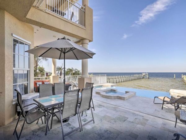 Apollo Beach Vacation Home