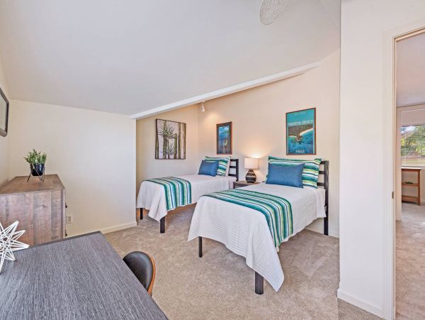 Beautiful Three Bedroom Vacation Rental in Lahaina Sleeps Six
