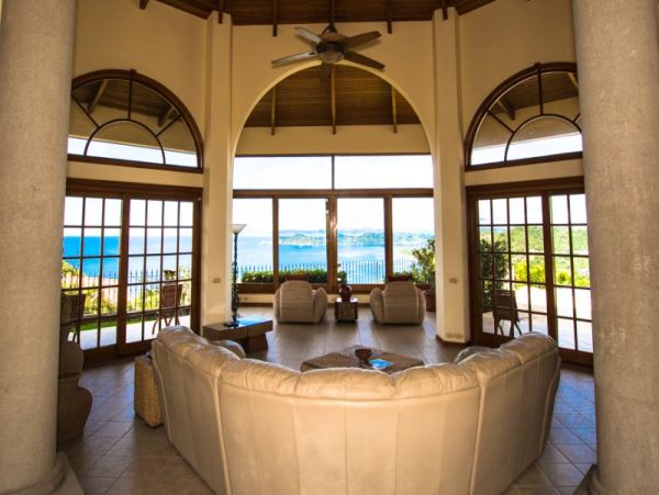 Luxury 5 Bedroom Vacation Villa in Costa Rica with Amazing Views