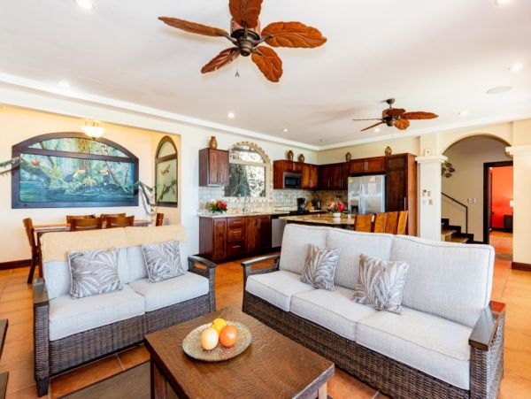 5 Bedroom Gorgeous Vacation Villa in Costa Rica with Views