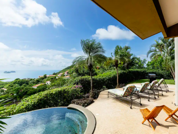 Five bedroom House with great ocean views and private pool in Playa Hermosa, Guanacaste