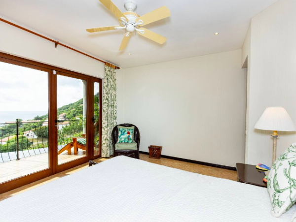 Five bedroom House with great ocean views and private pool in Playa Hermosa, Guanacaste